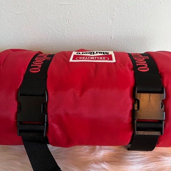 Marlboro Vintage Fleece UNISEX Sleeping Bag - Picture 10 of 12